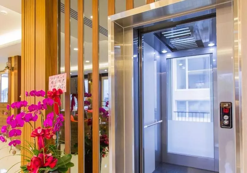 تختخواب و صبحانه Ting Feng Cottage