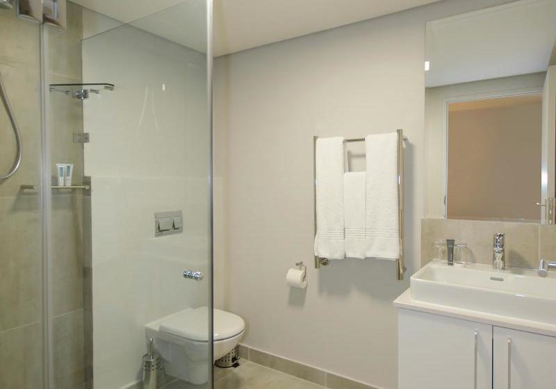 Greenwich Square Luxury Apartments