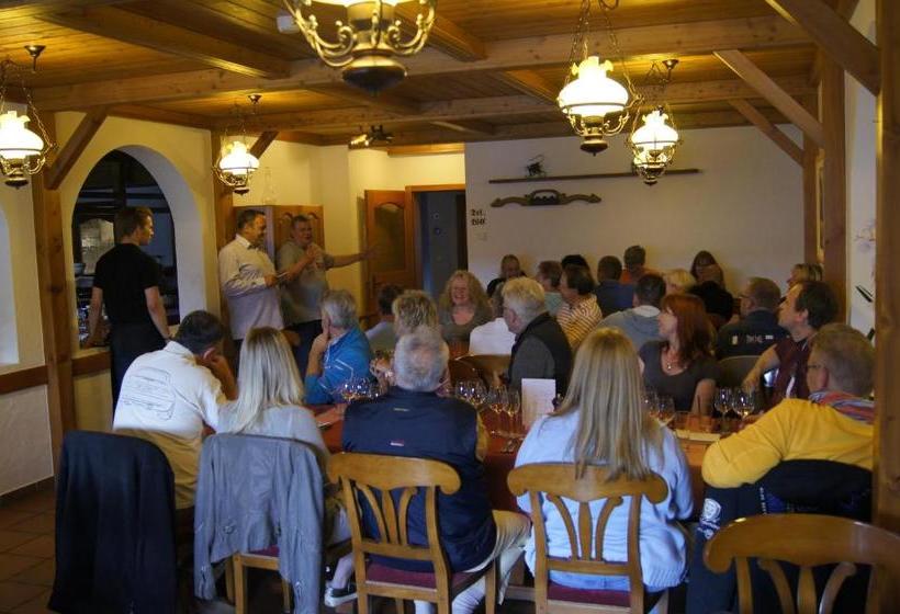 فندق Garni Alpenhof