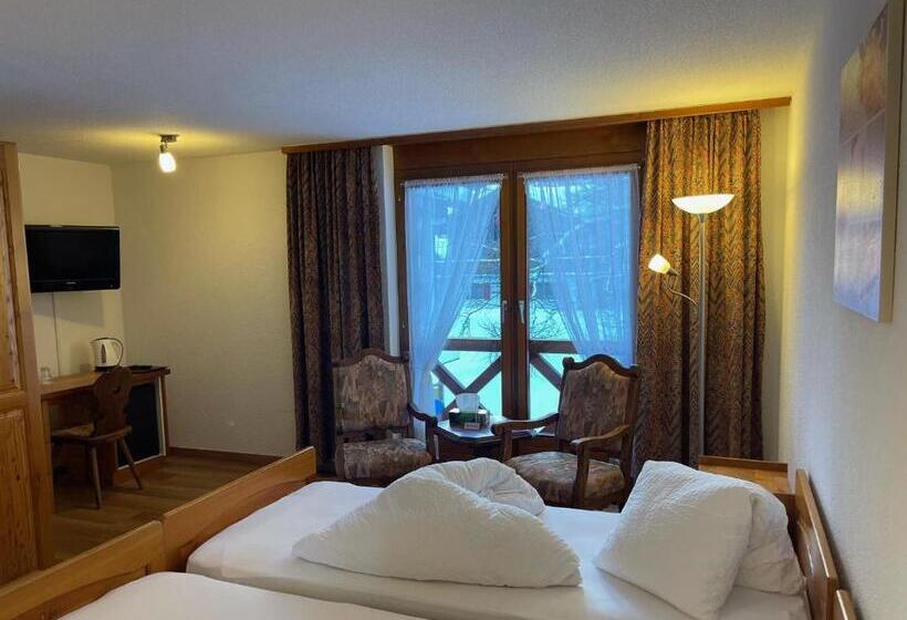 فندق Garni Alpenhof