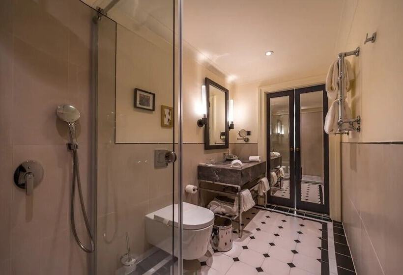 בית מלון כפרי Capital