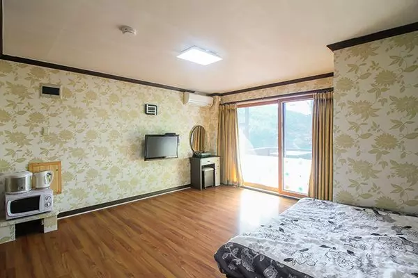 Geoje Bada Classic Pension