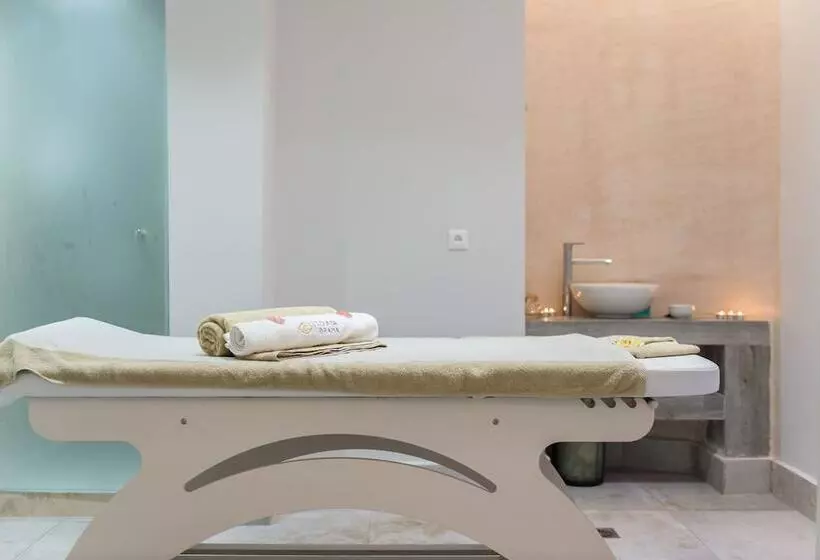 ホテル Elounda Orama