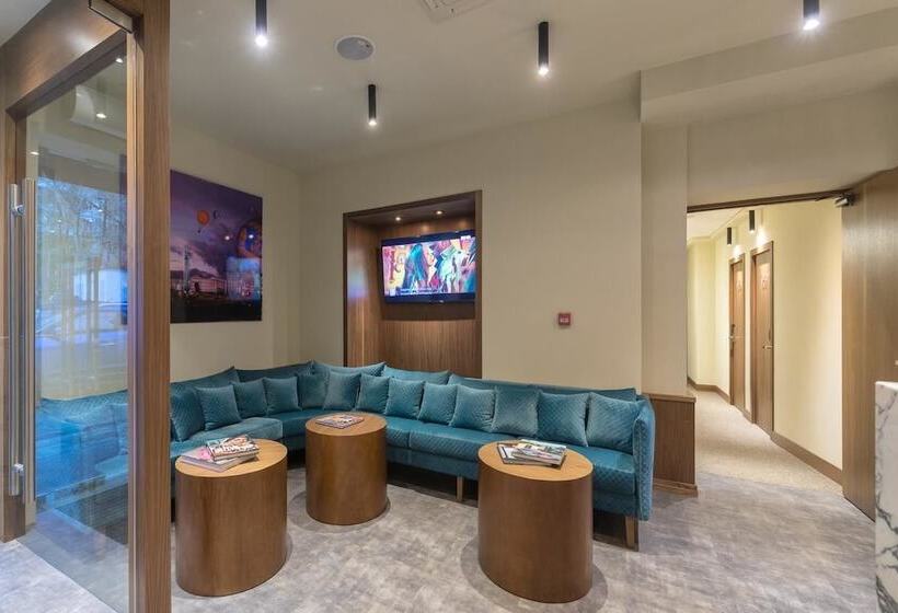 ホテル Gregory Urban