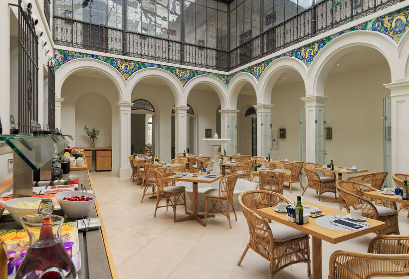 هتل H10 Palacio Colomera