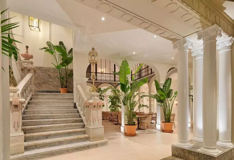 Hotelli H10 Palacio Colomera