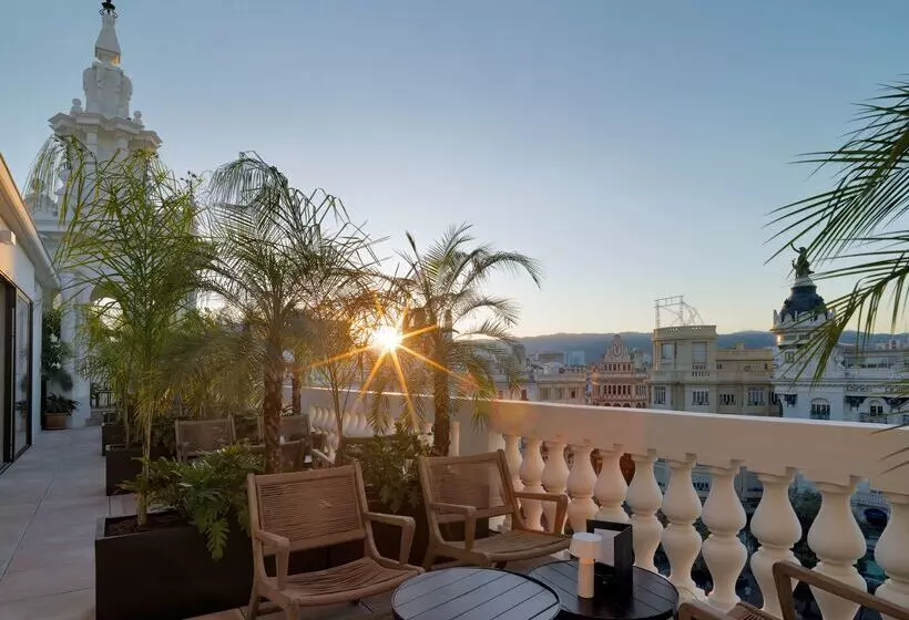 Hotelli H10 Palacio Colomera