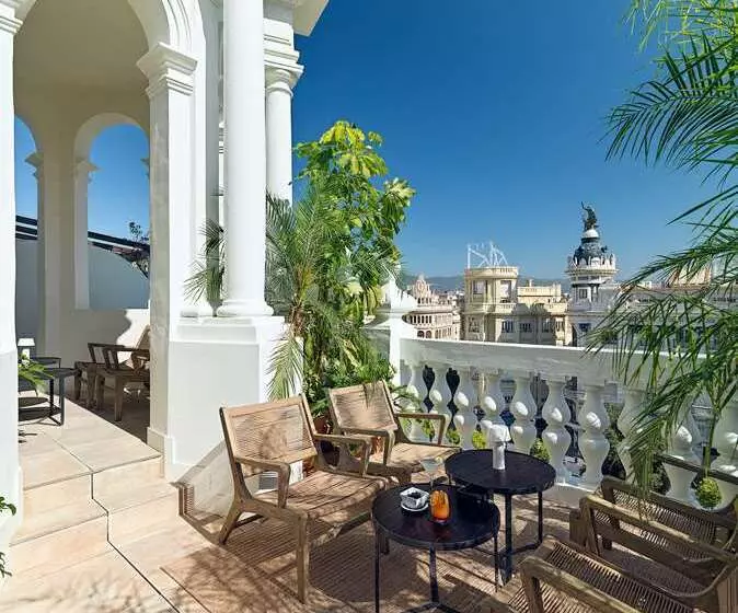 Hotelli H10 Palacio Colomera