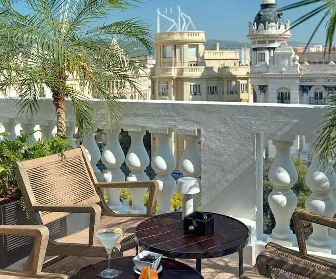 Hotelli H10 Palacio Colomera