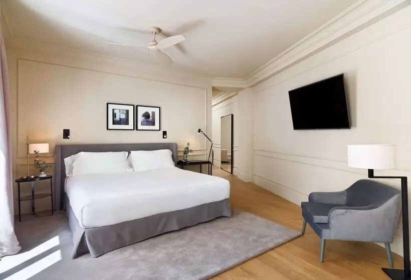 Hotelli H10 Palacio Colomera