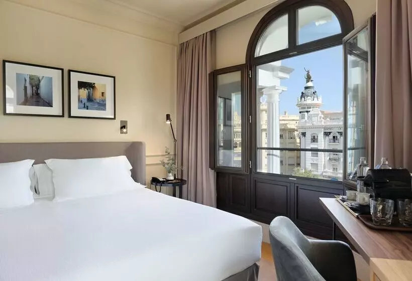 Hotelli H10 Palacio Colomera