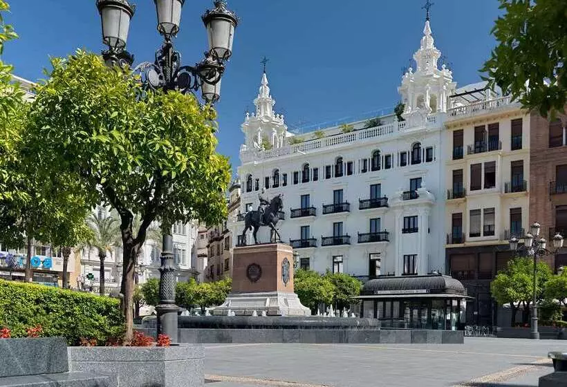 Hotelli H10 Palacio Colomera