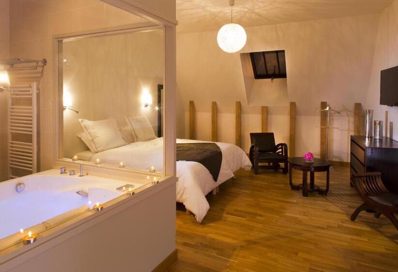 هتل Logis Auberge De La Tour Hôtel & Restaurants