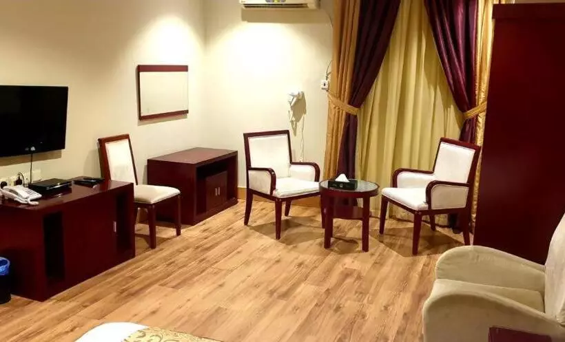 Hotelli Raoum Inn Khafji Southern