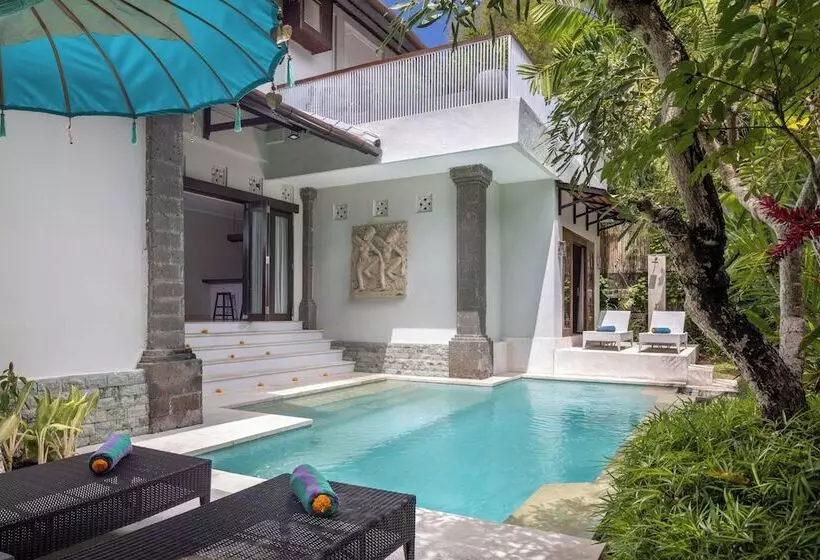 Hotelli Tapa Tepi Kali Canggu