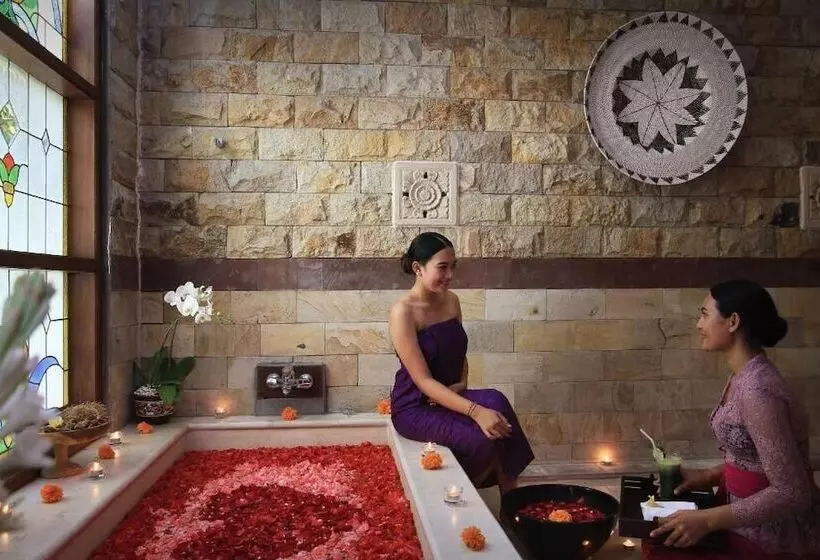 Hotelli Tapa Tepi Kali Canggu