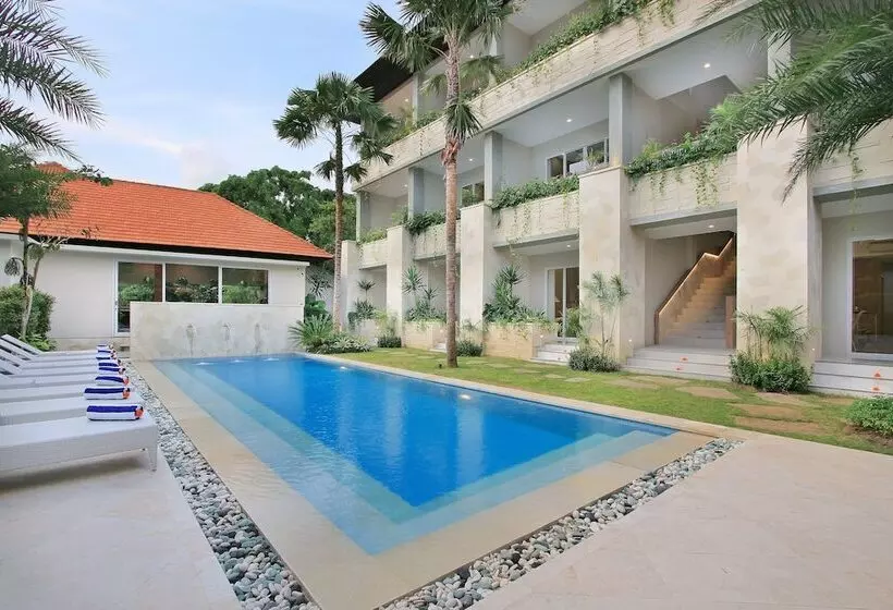 Hotelli Tapa Tepi Kali Canggu