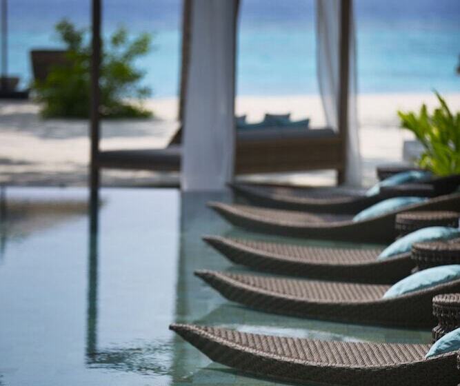 هتل Vakkaru Maldives
