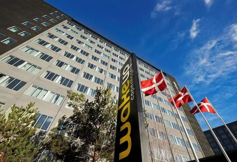 ホテル Wakeup Copenhagen   Bernstorffsgade