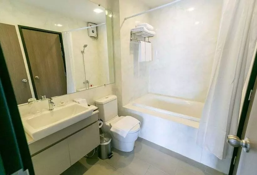 Locals Prio Chiangmai Central Airport Plaza