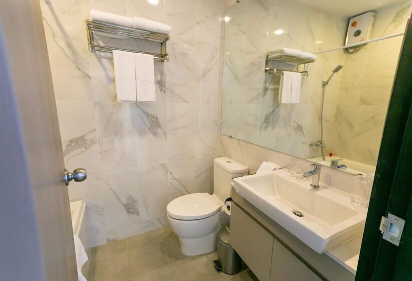 Locals Prio Chiangmai Central Airport Plaza