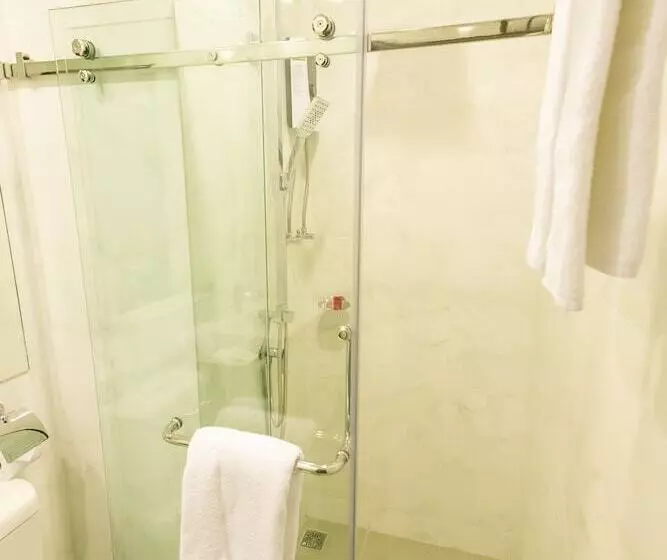 Locals Prio Chiangmai Central Airport Plaza