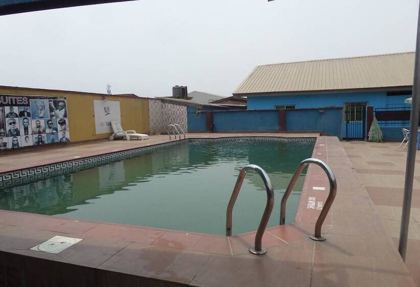 پانسیون Dc Bar & Suites