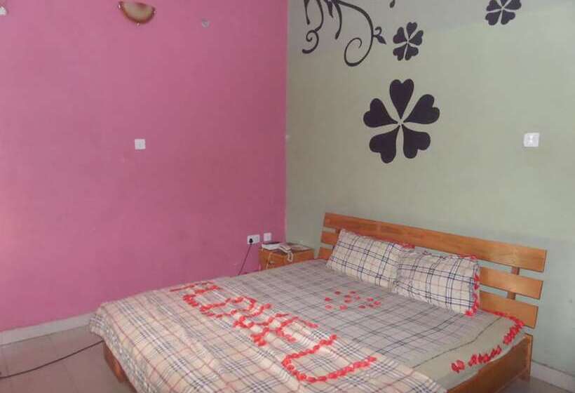 پانسیون Dc Bar & Suites