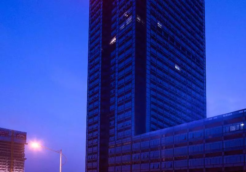 Vienna Hotel Guangzhou South Railway Station