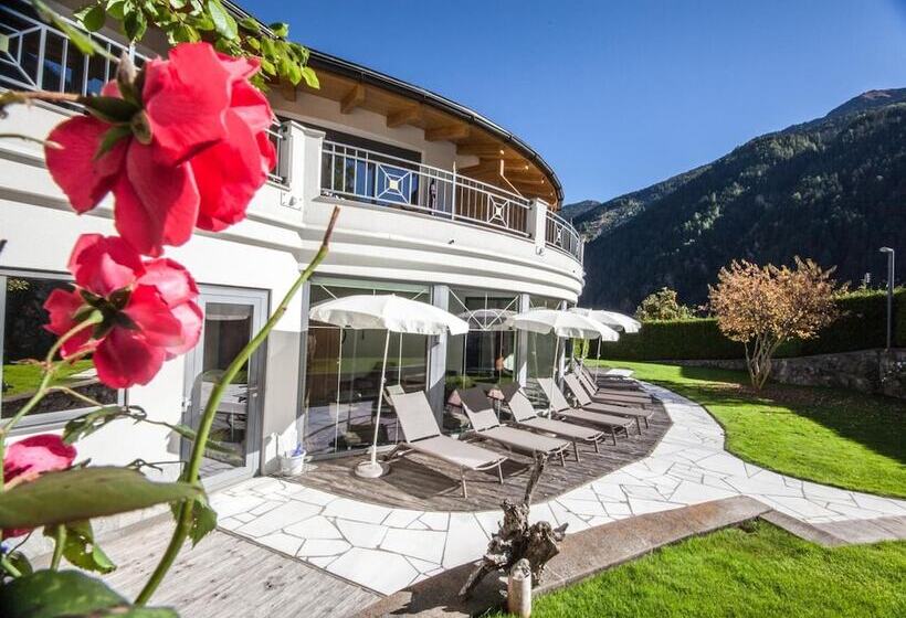 Wellnesshotel Liun B&b