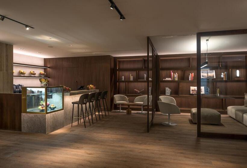 Hotel Amara Sea Your Only View™