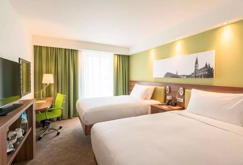 هتل Hampton By Hilton Munich City West