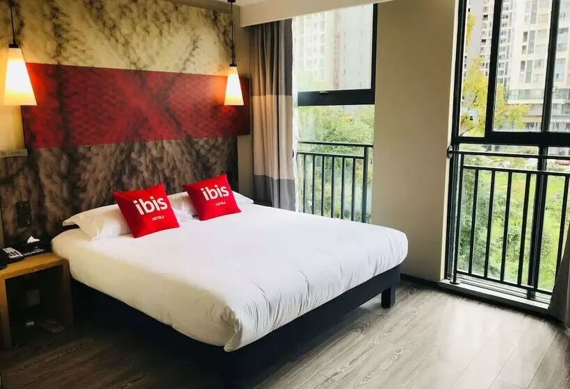 ホテル Ibis Chengdu East Railway Station