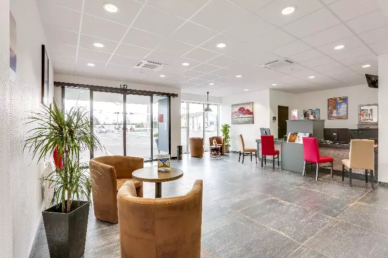 ホテル The Originals City, Hôtel Caen Mémorial