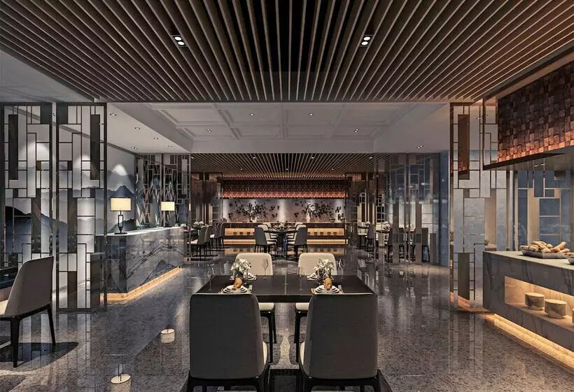 Hotel Mercure Chongqing Downtown