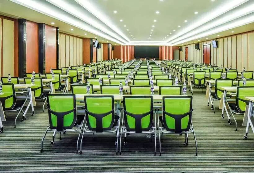 Hotel Mercure Chongqing Downtown