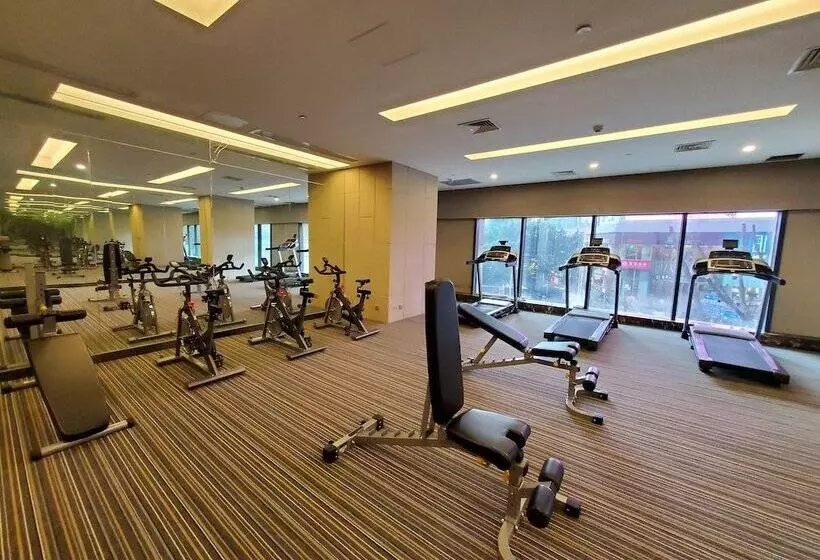 Hotel Mercure Chongqing Downtown