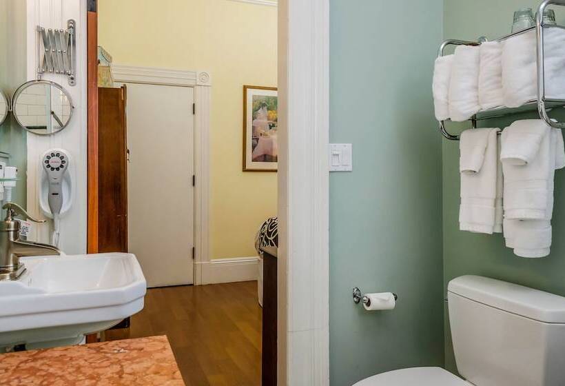 Napa Valley, Ascend Hotel Collection