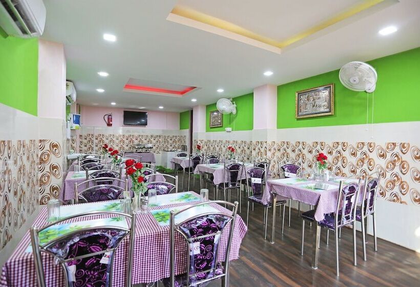 فندق Oyo 10493 Near Patia