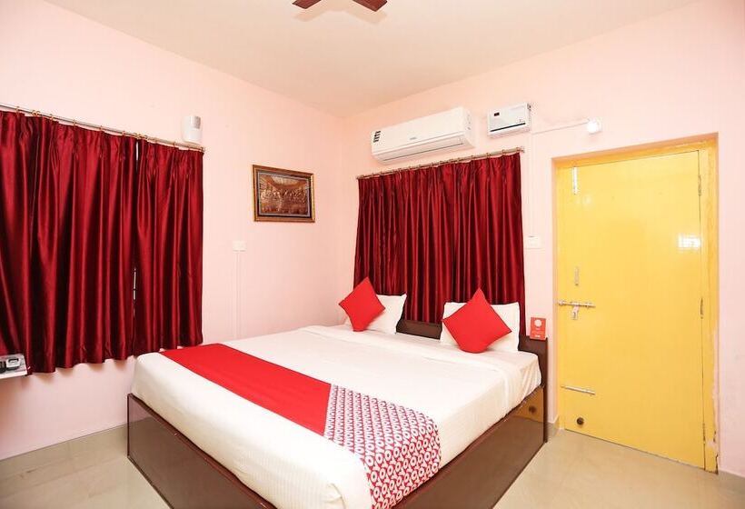 فندق Oyo 10493 Near Patia