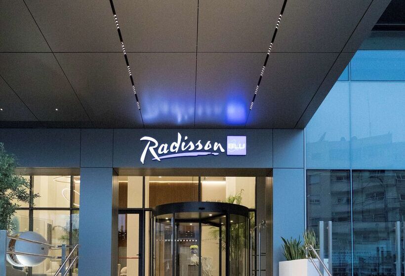 Radisson Blu Hotel, Larnaca