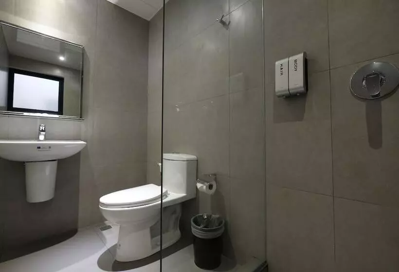 U Hotels Makati