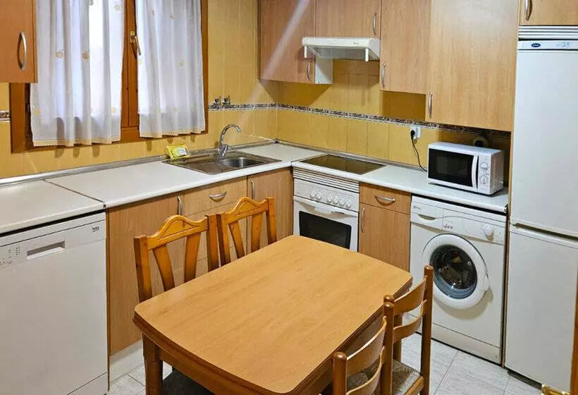 Apartamentos Ciudadela de Jaca 3000