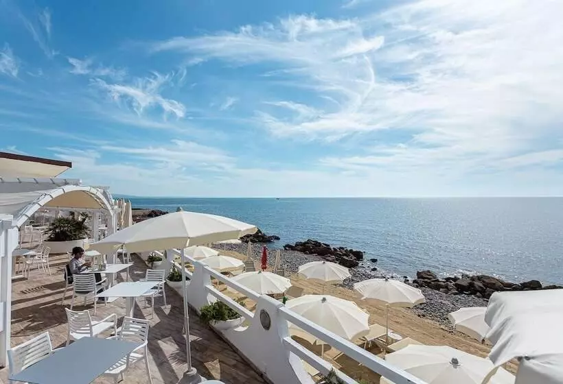 Hotelli Cavalluccio Marino