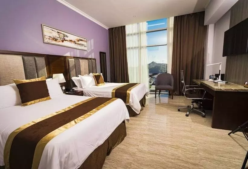 ホテル City Plaza  & Suites