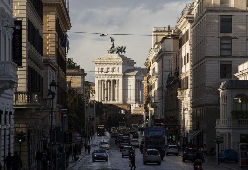 هتل Esposizione Palace