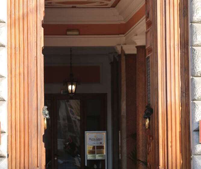 هتل Esposizione Palace