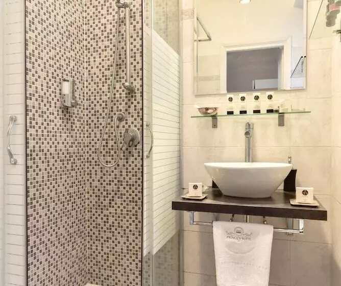 هتل Esposizione Palace