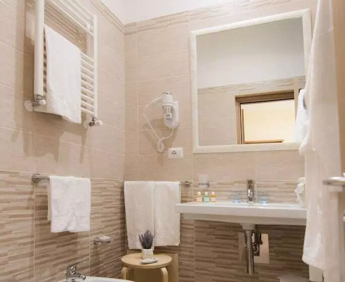 هتل Esposizione Palace