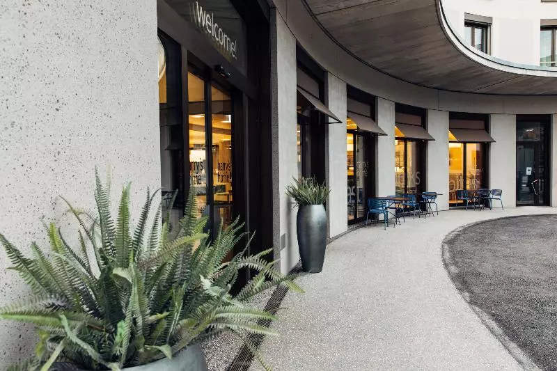 هتل Harry S Home Zürich Wallisellen